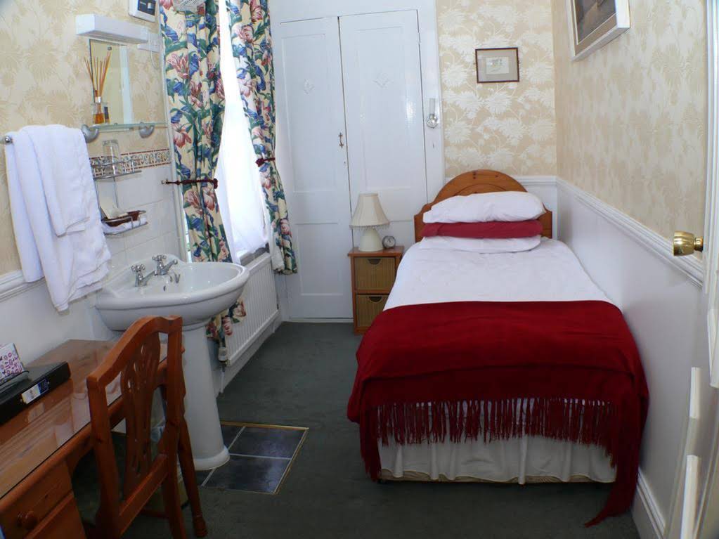 Alcantara Guest House