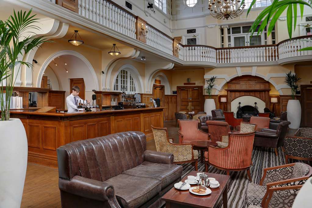 Best Western Chilworth Manor Hotel