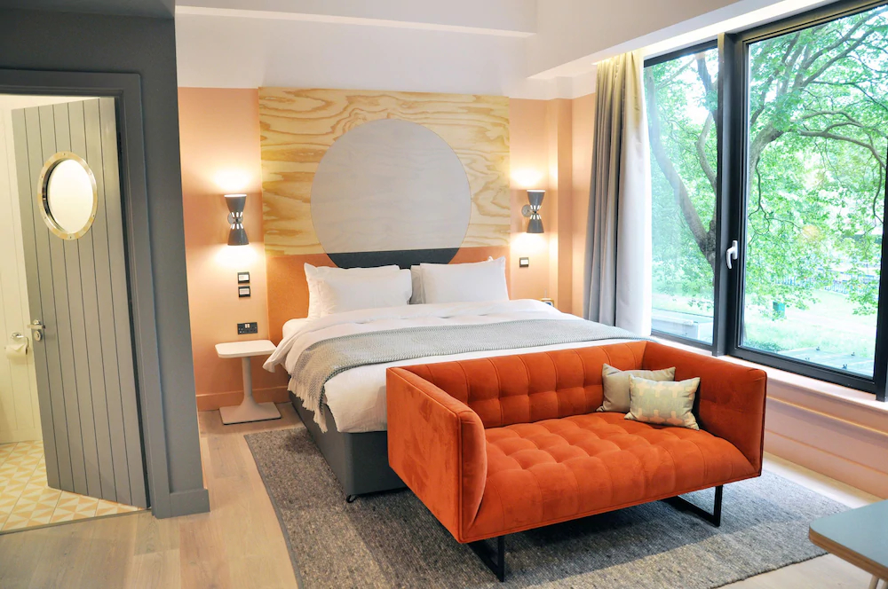 Room2 Southampton