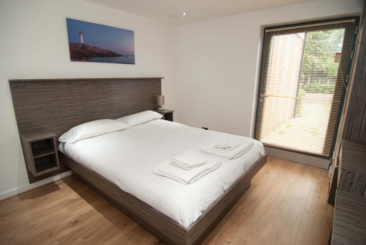 Southampton Serviced Apartment