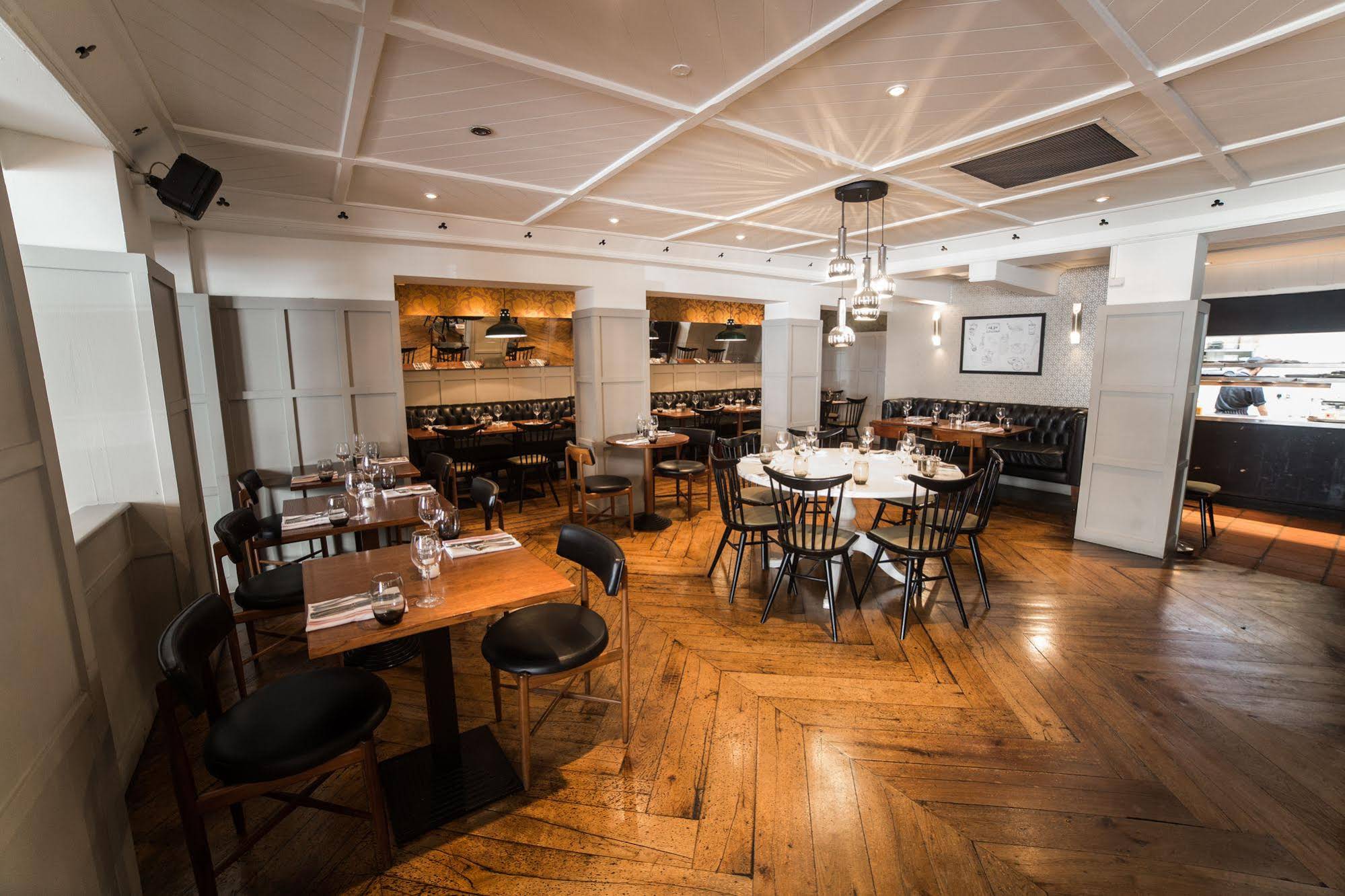 The White Star Tavern