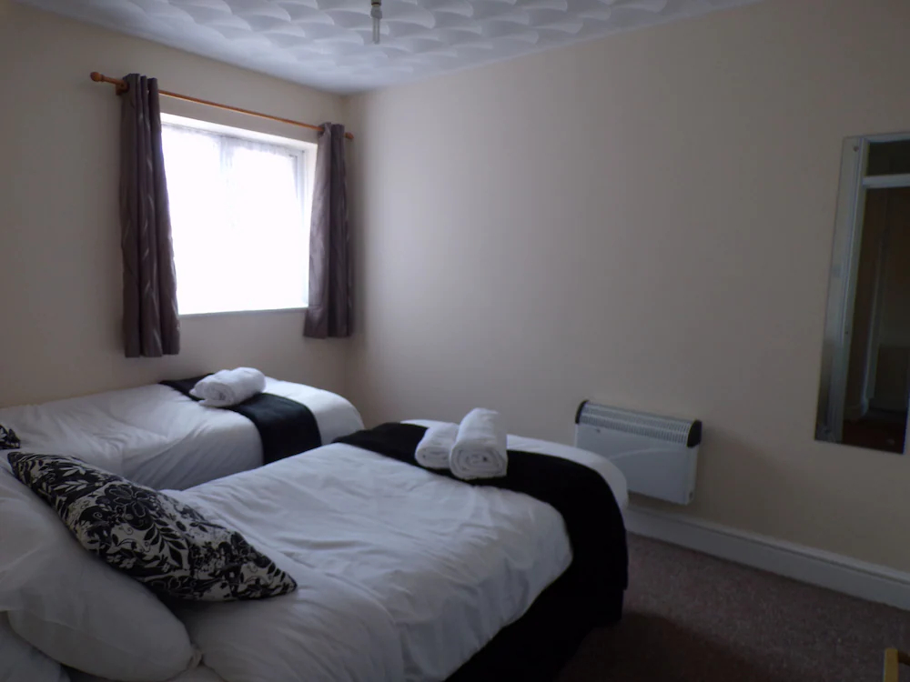 Thornbury Apartments
