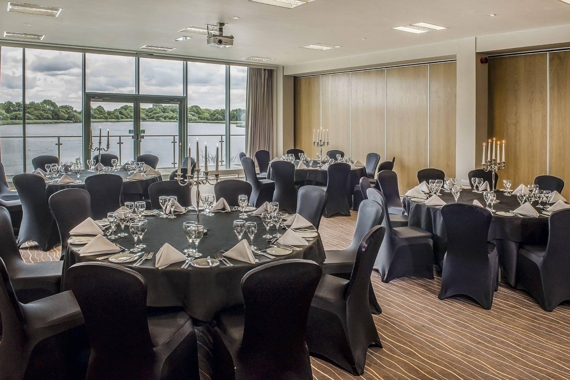 De Vere Cotswold Water Park Apartments