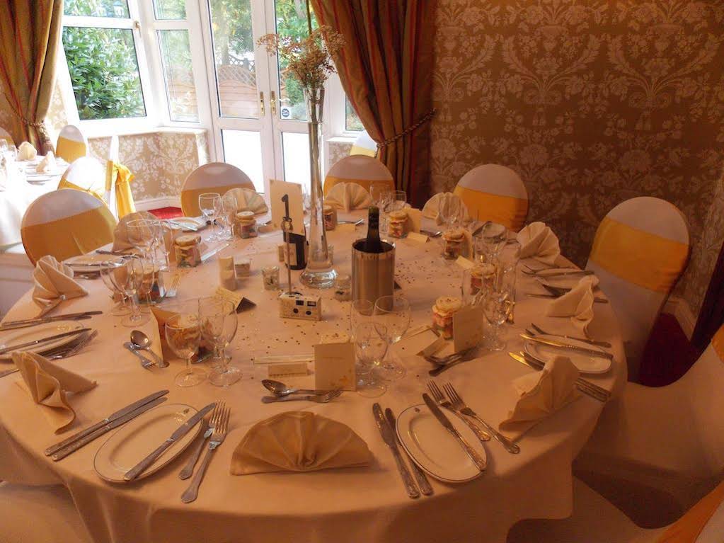 The Woodlands Hotel