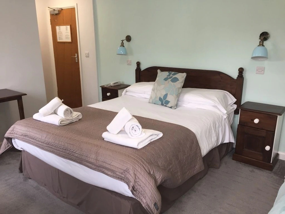 Mullions Hotel