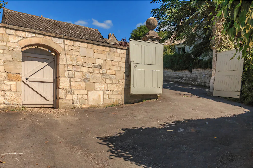 Cotswold Coach House