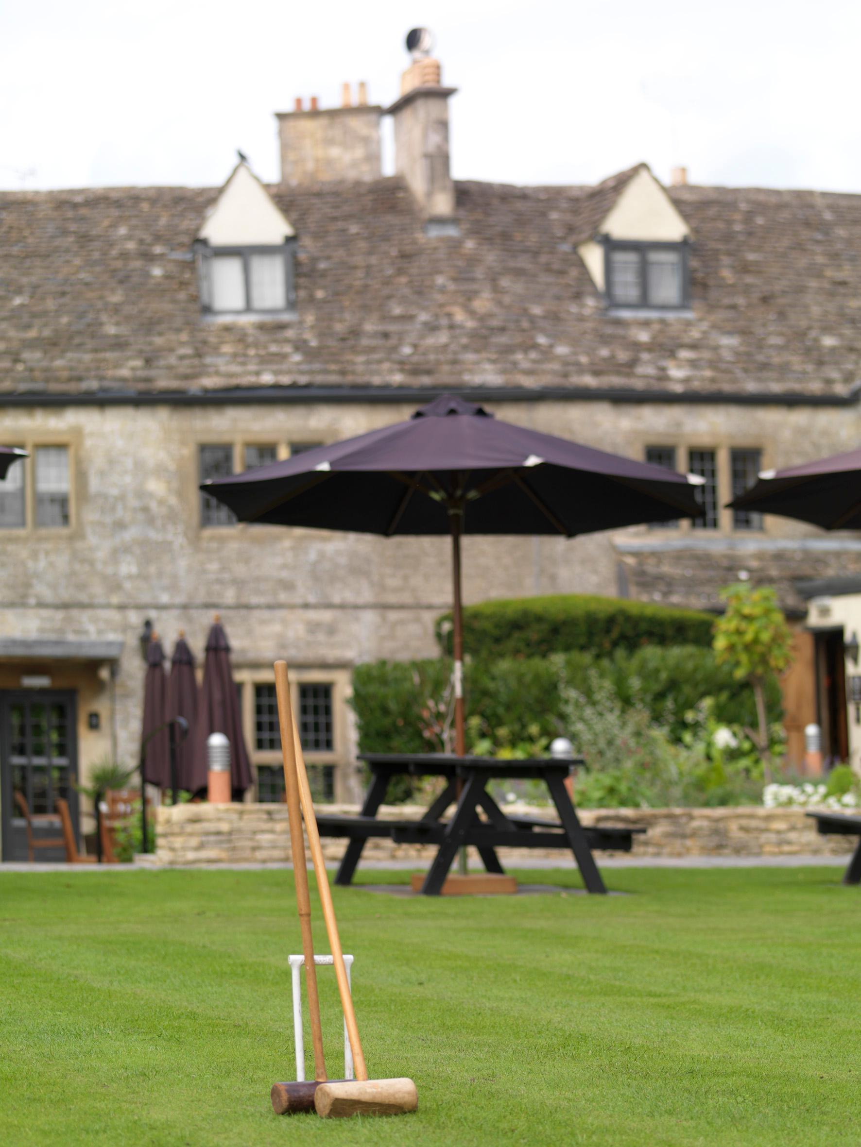 The Bear of Rodborough Hotel