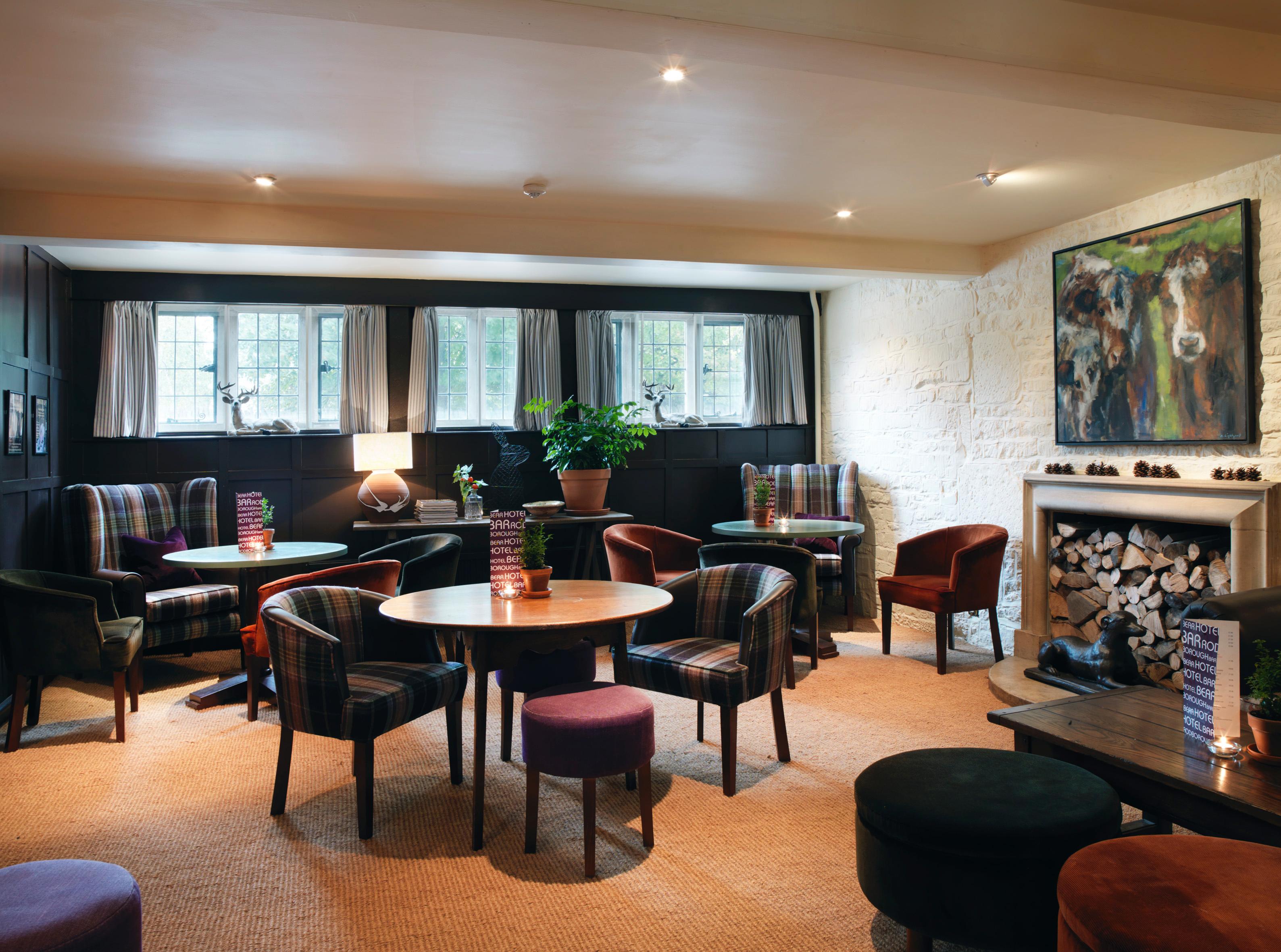 The Bear of Rodborough Hotel