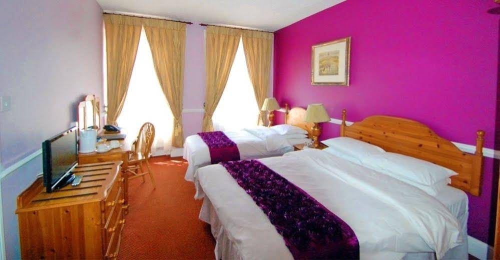 The Stroud Hotel