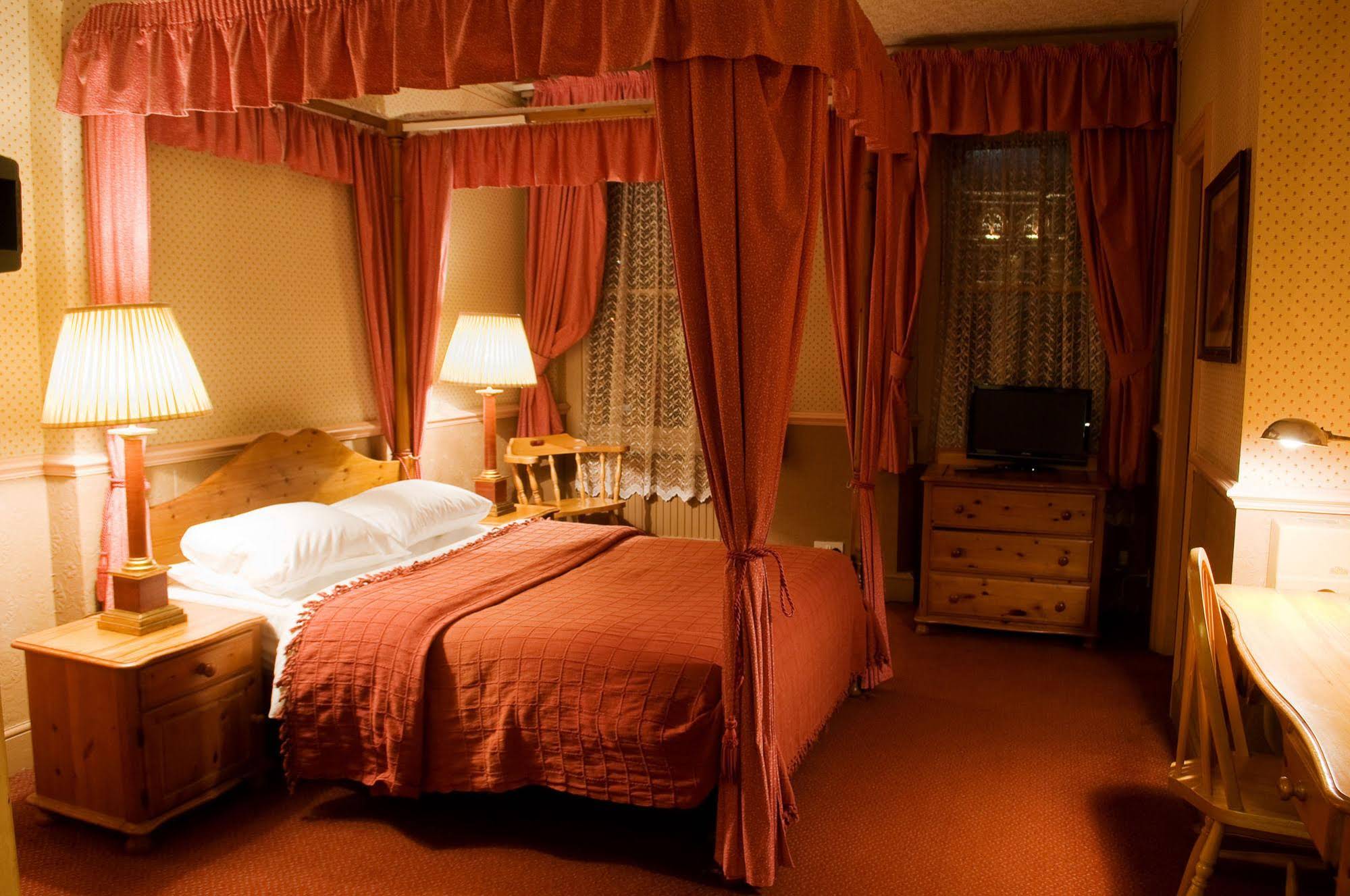 The Stroud Hotel