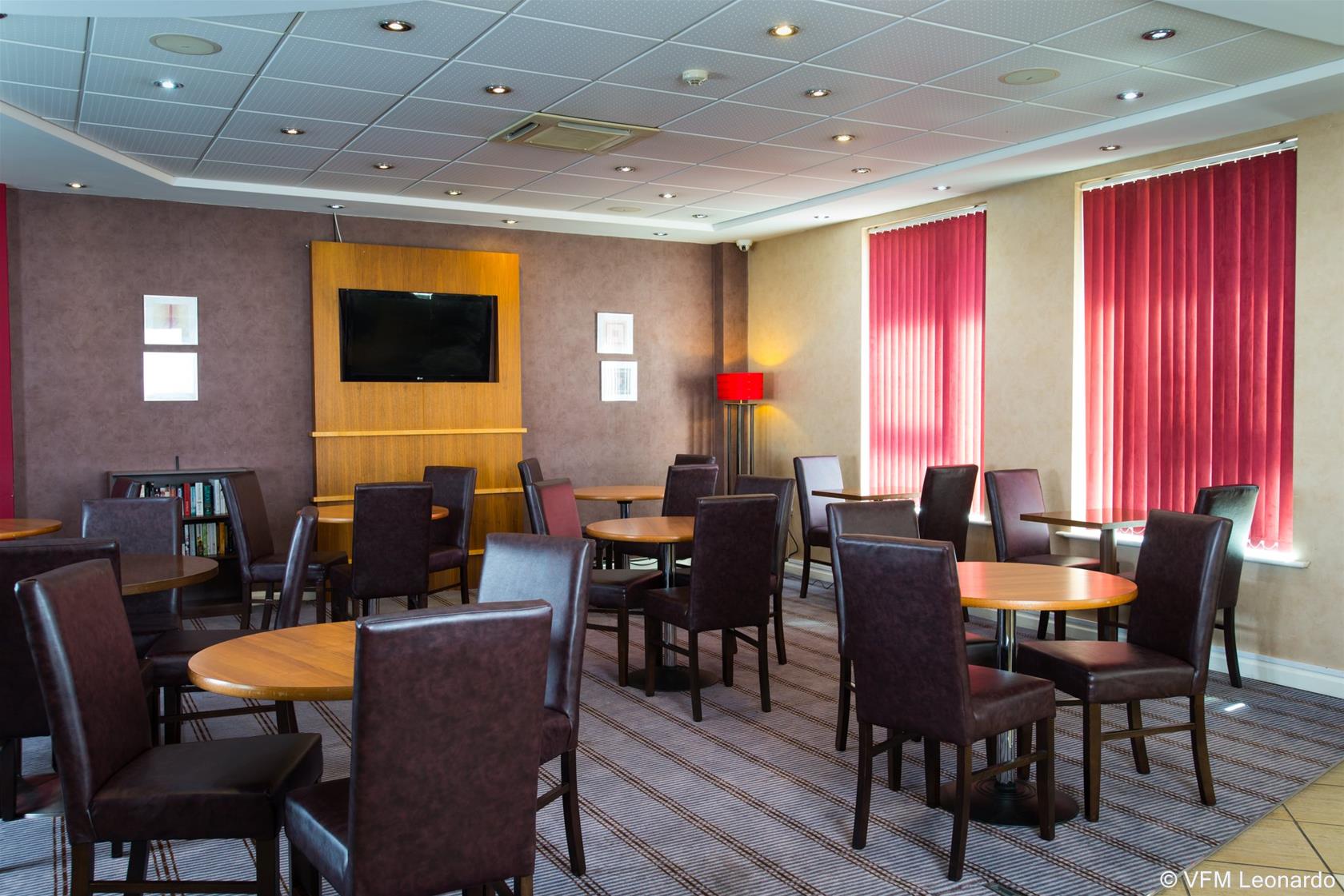 Holiday Inn Express Swindon City Centre