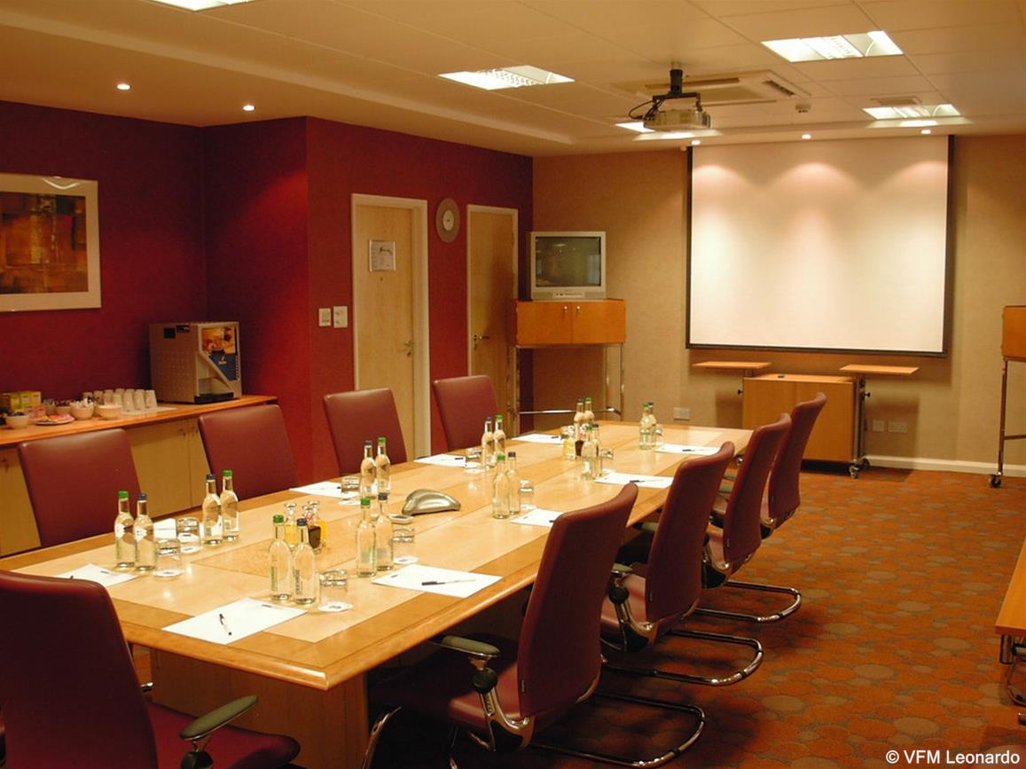 Holiday Inn Express Swindon City Centre