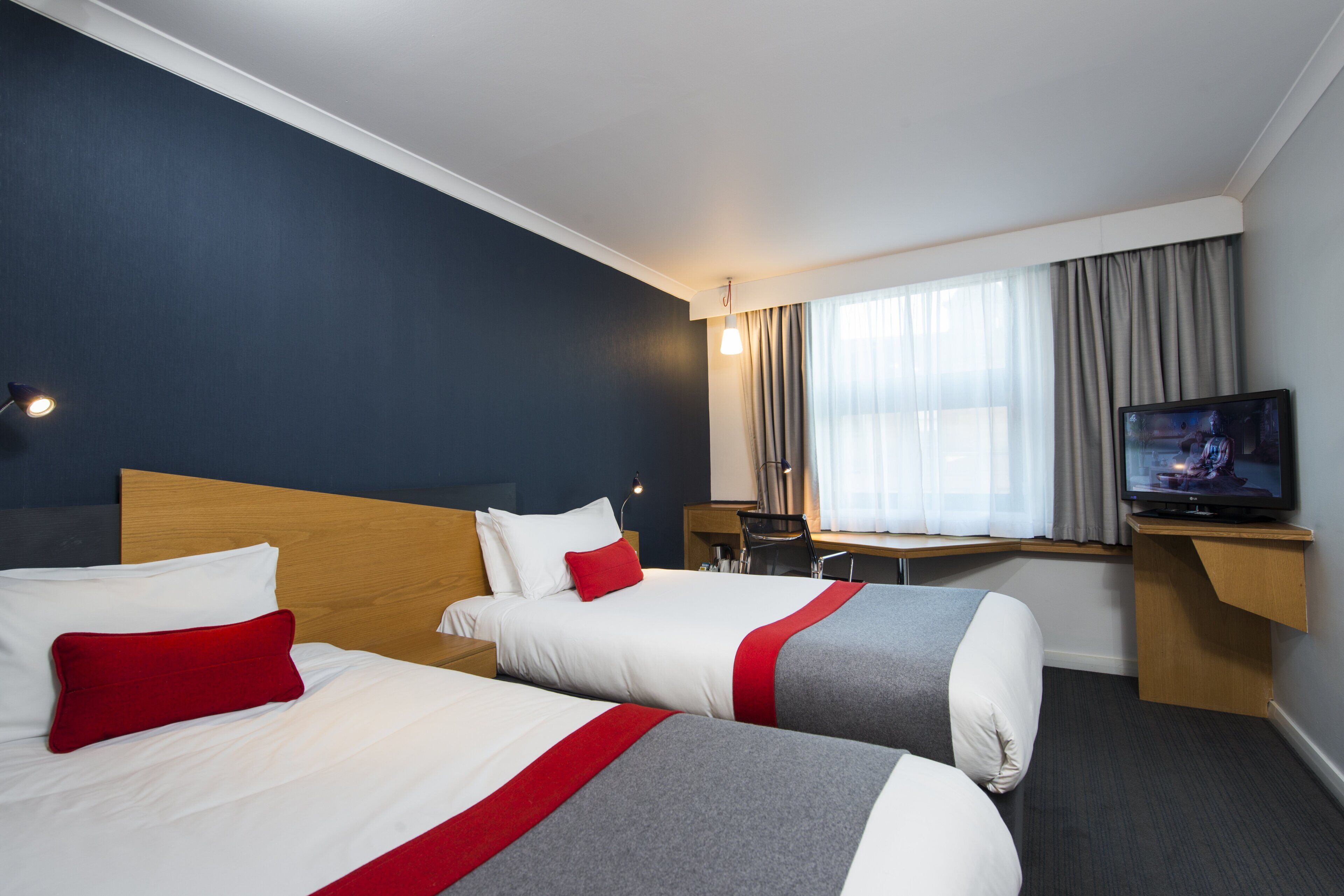 Holiday Inn Express Swindon - West M4, Jct 16