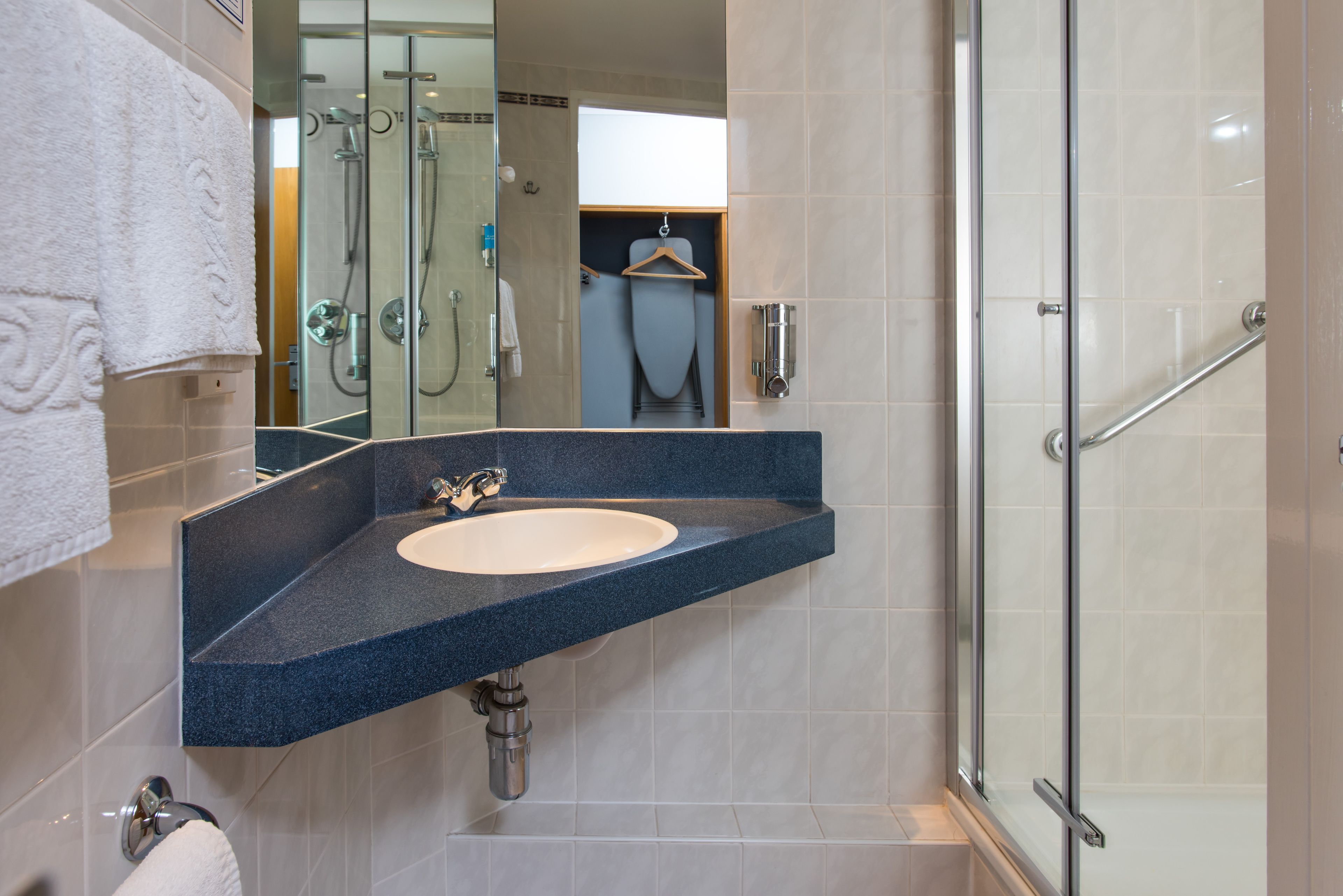 Holiday Inn Express Swindon - West M4, Jct 16