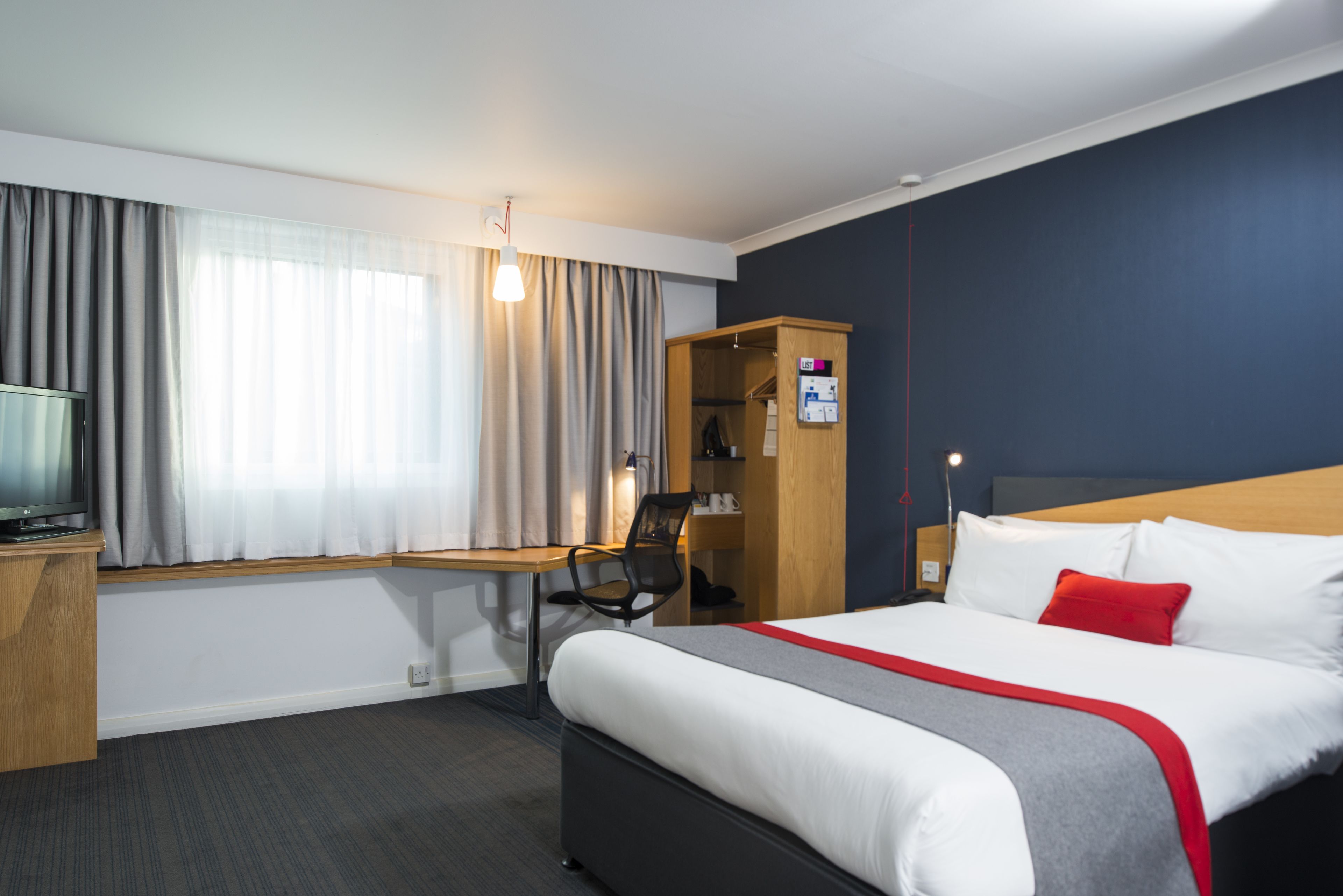Holiday Inn Express Swindon - West M4, Jct 16