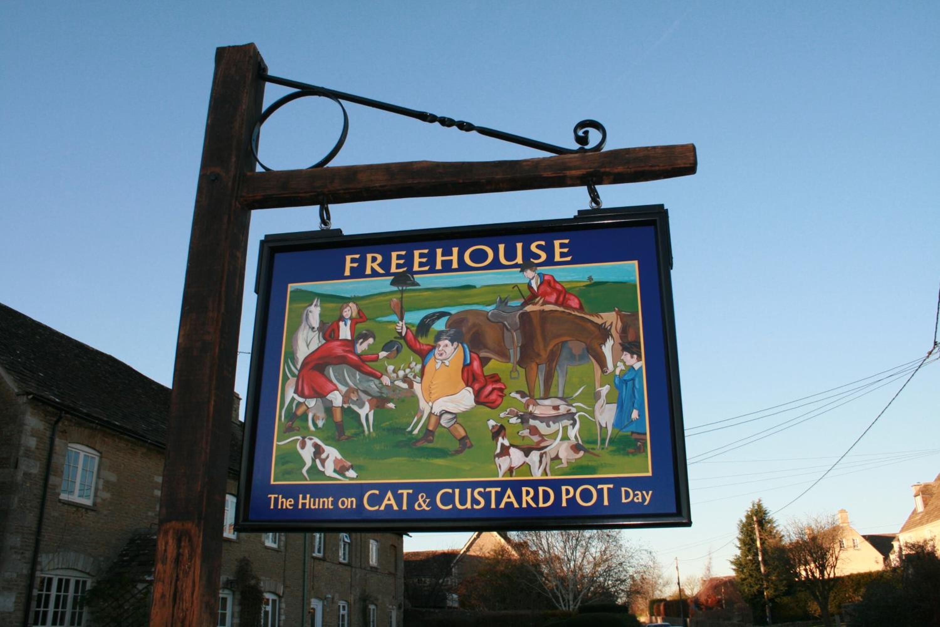 The Cat & Custard Pot Inn
