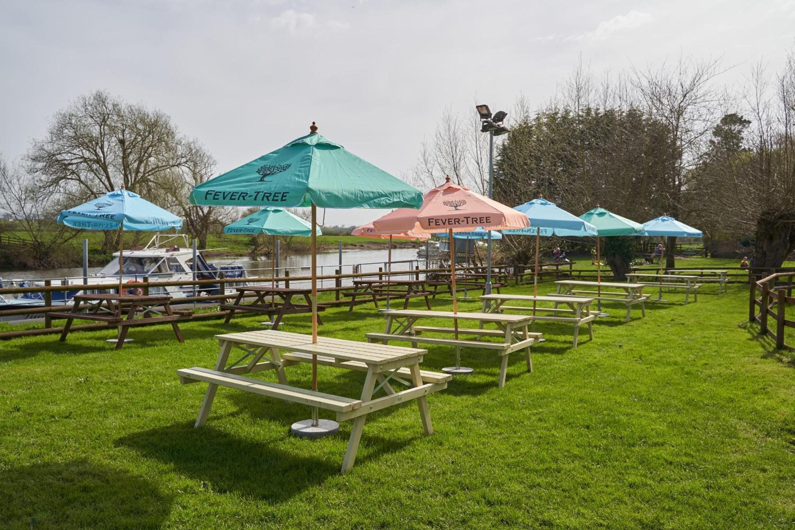 THE FLEET INN