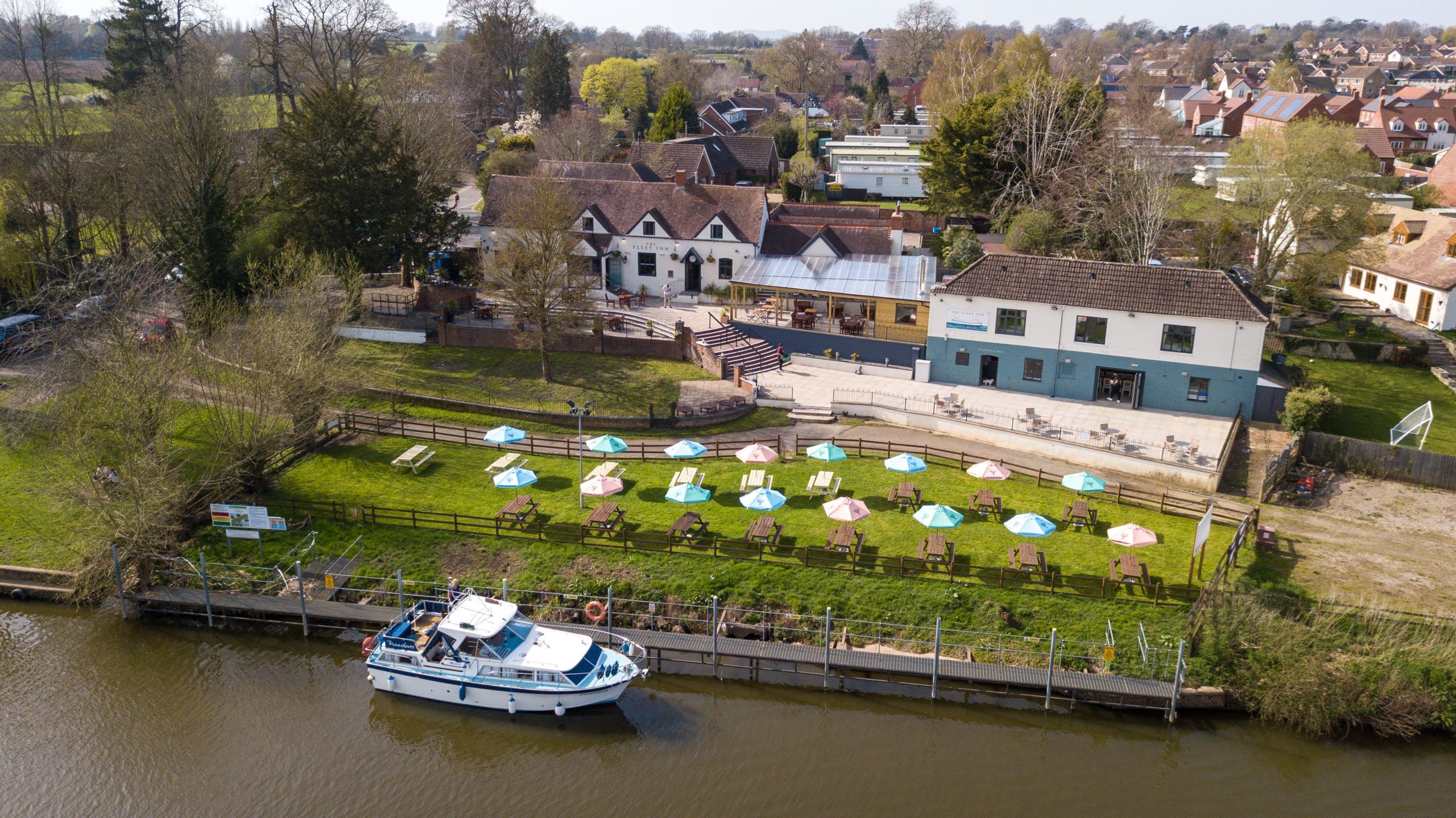 THE FLEET INN