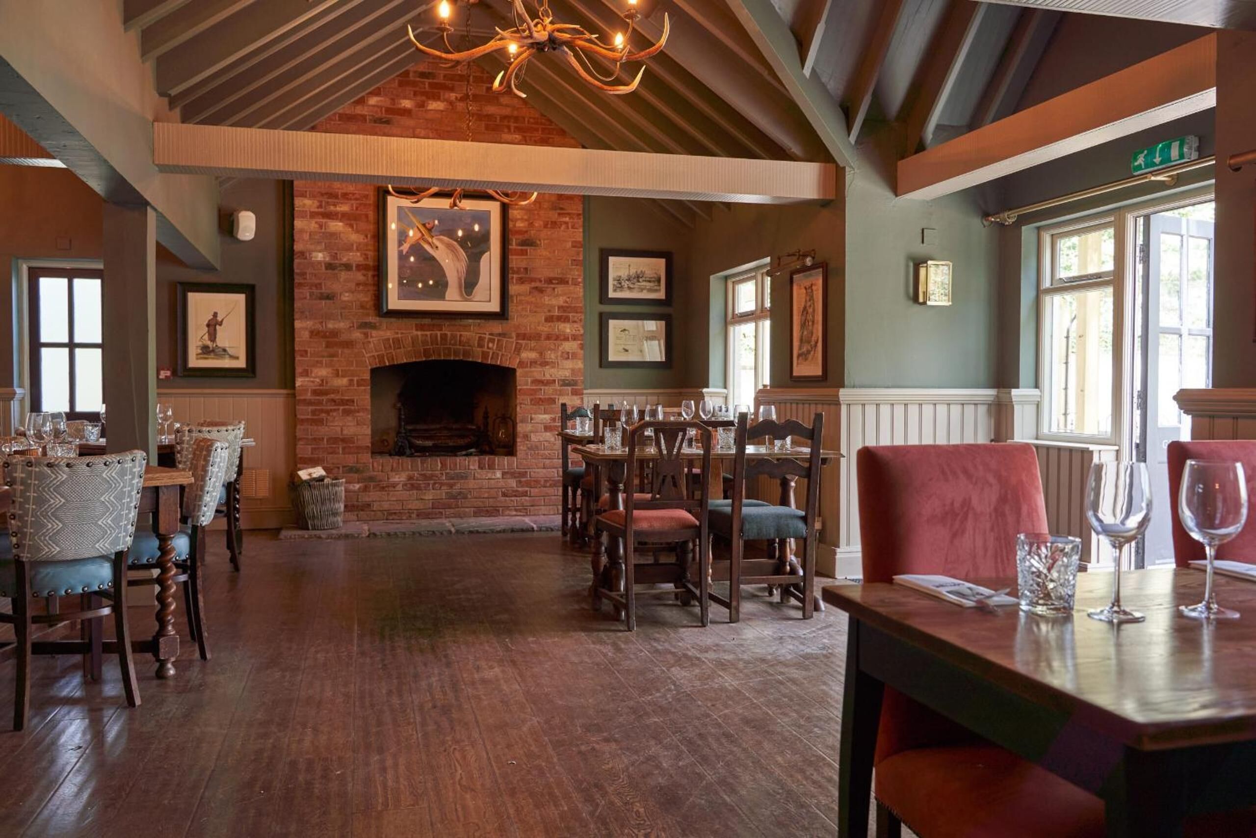 THE FLEET INN