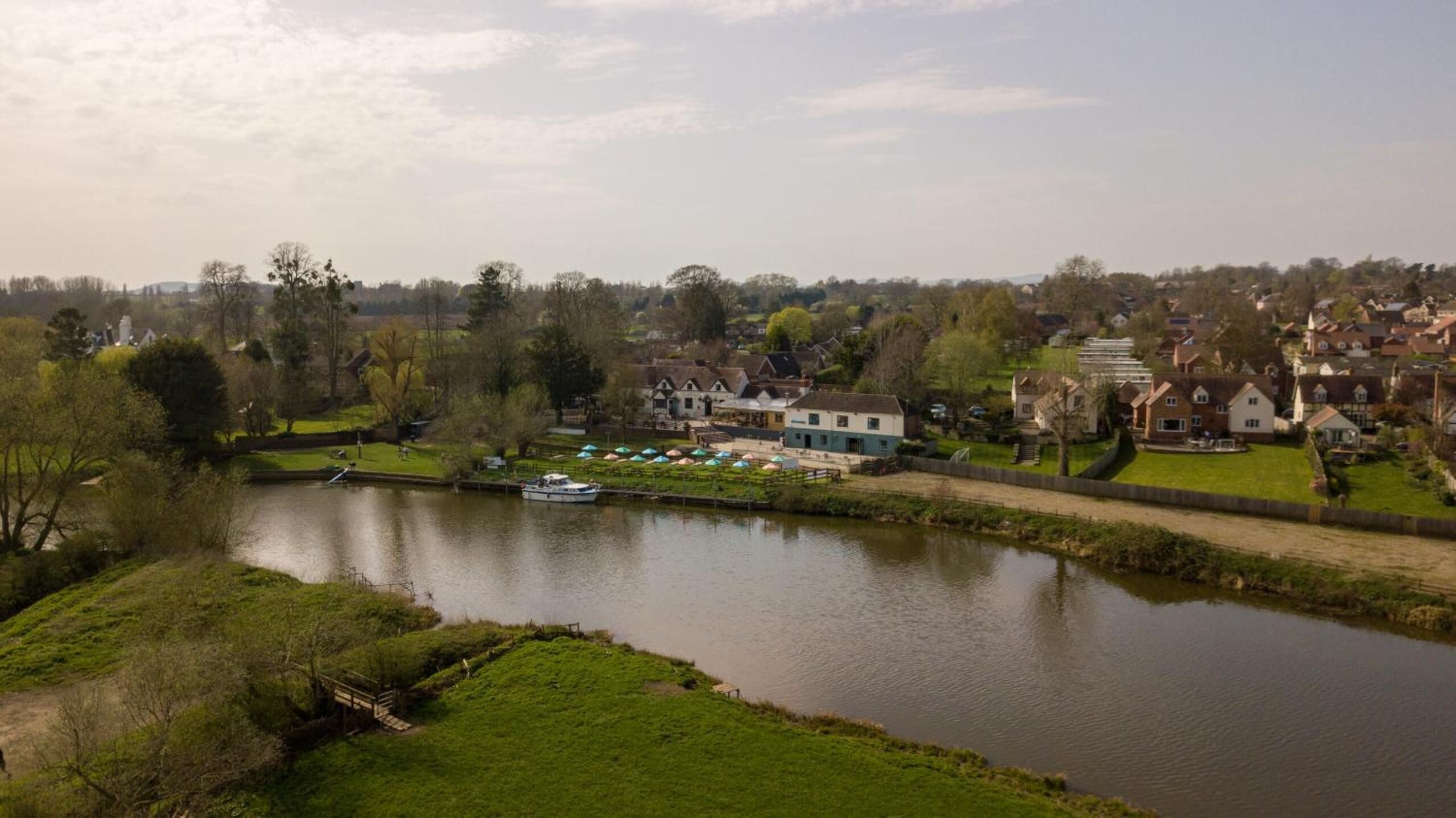 THE FLEET INN