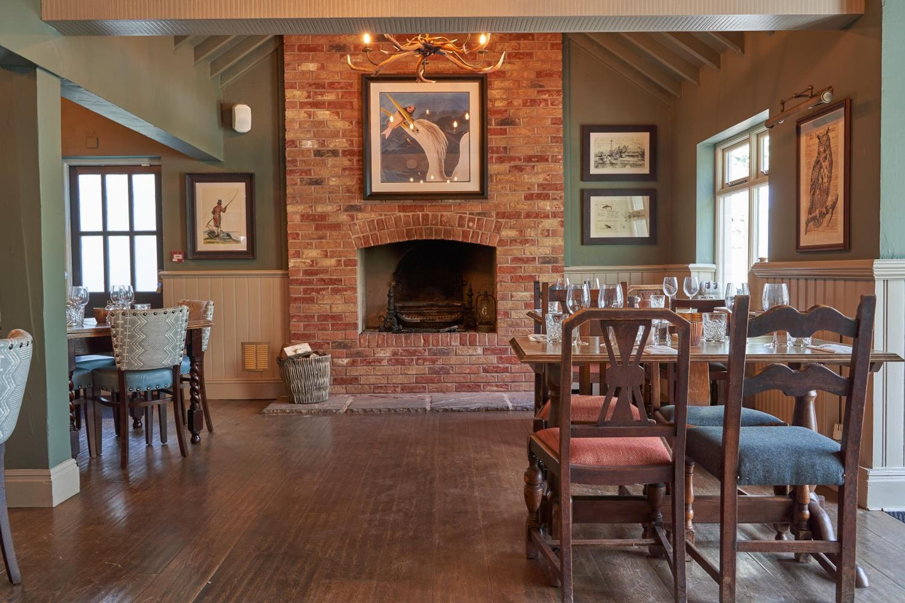 THE FLEET INN