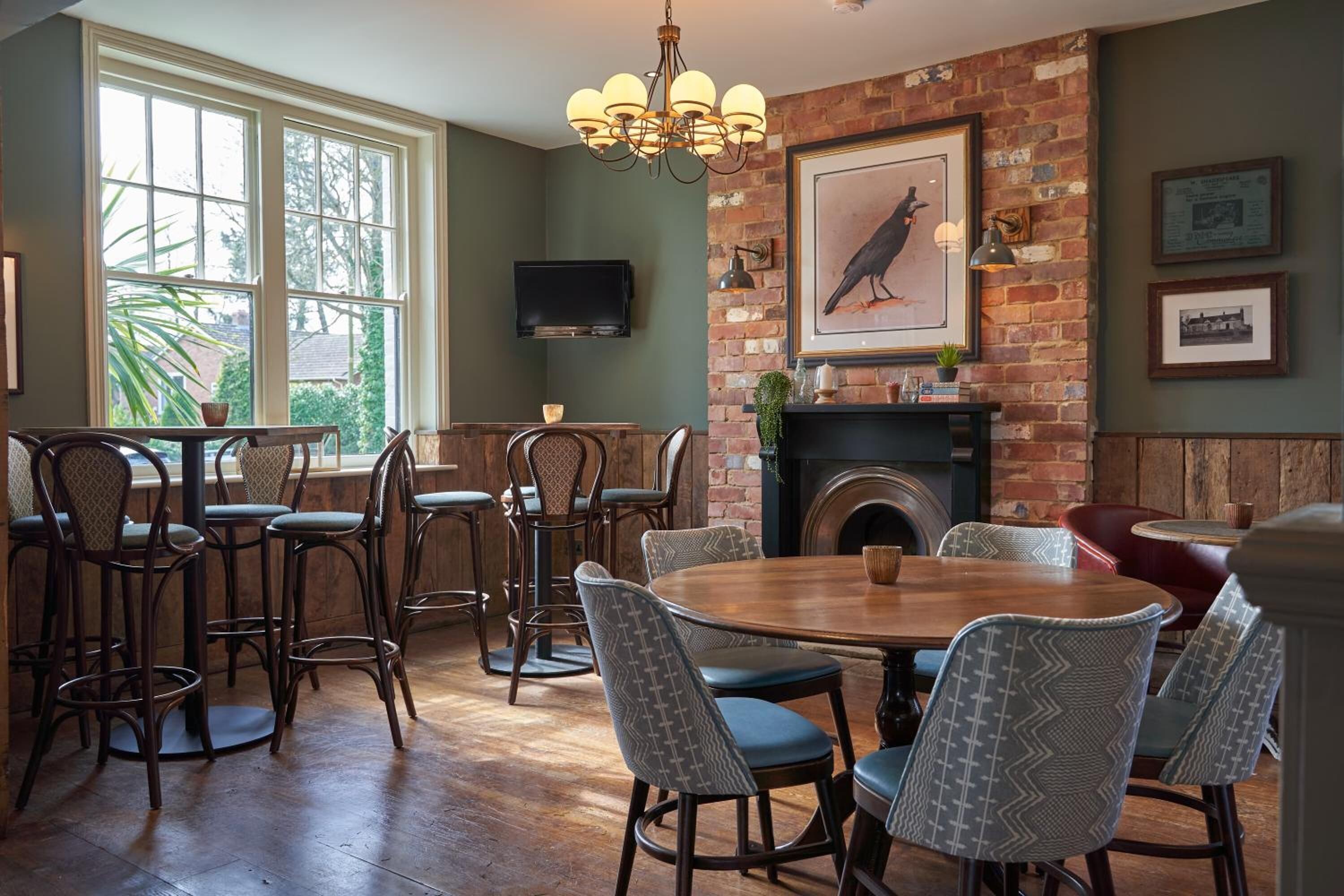 THE FLEET INN