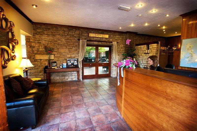 Best Western The Compass Inn