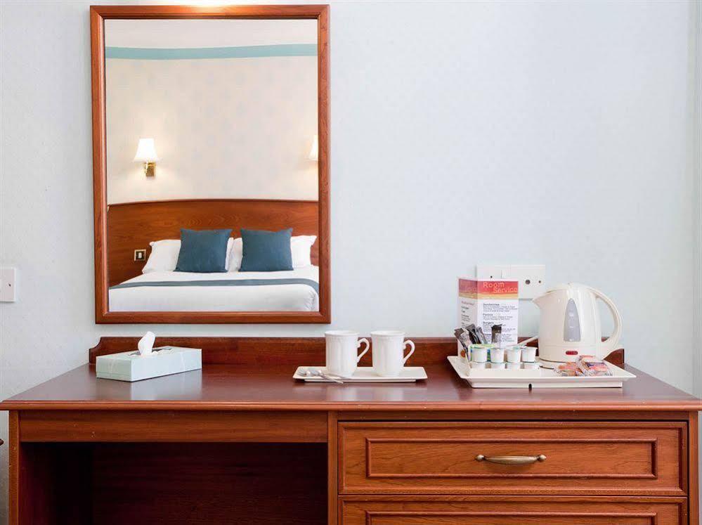 TLH Victoria Hotel
