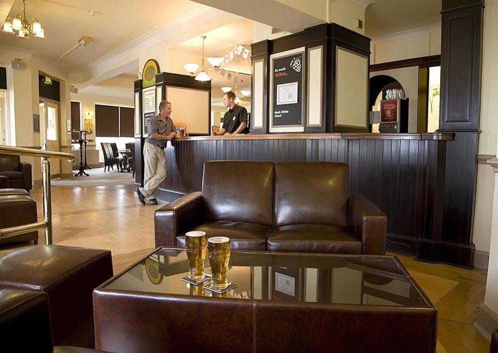 TLH Victoria Hotel