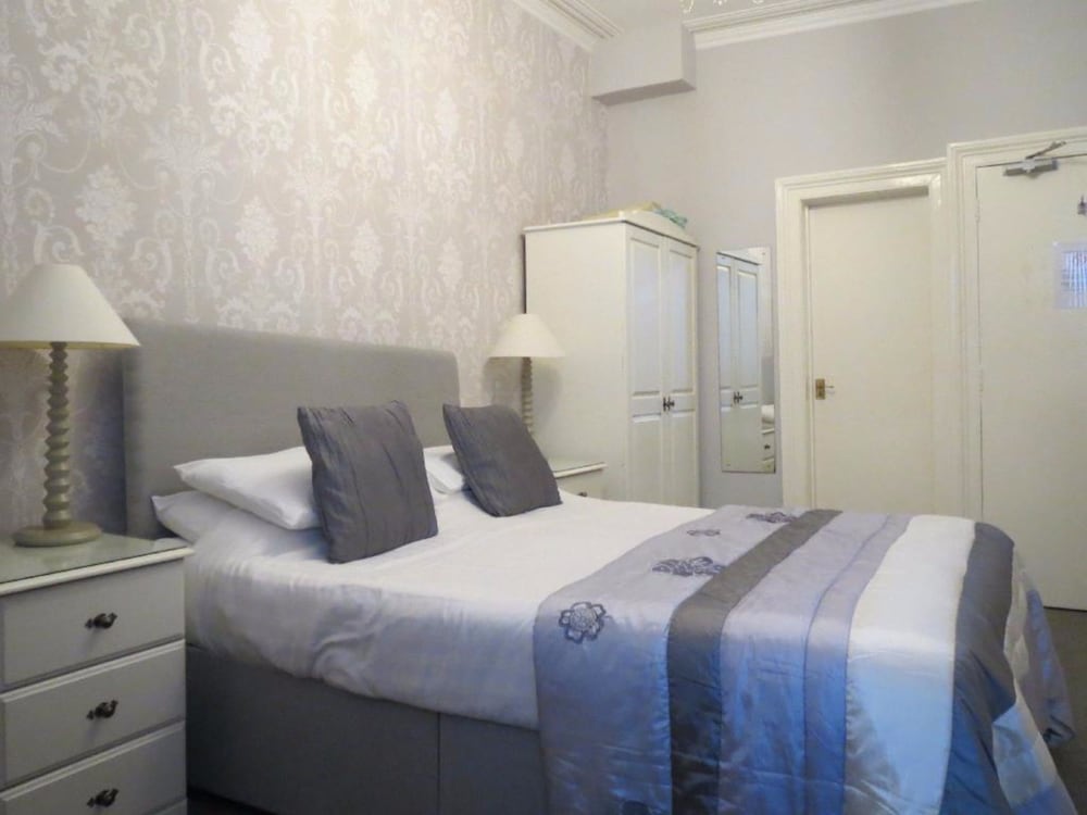 Trelawny Hotel