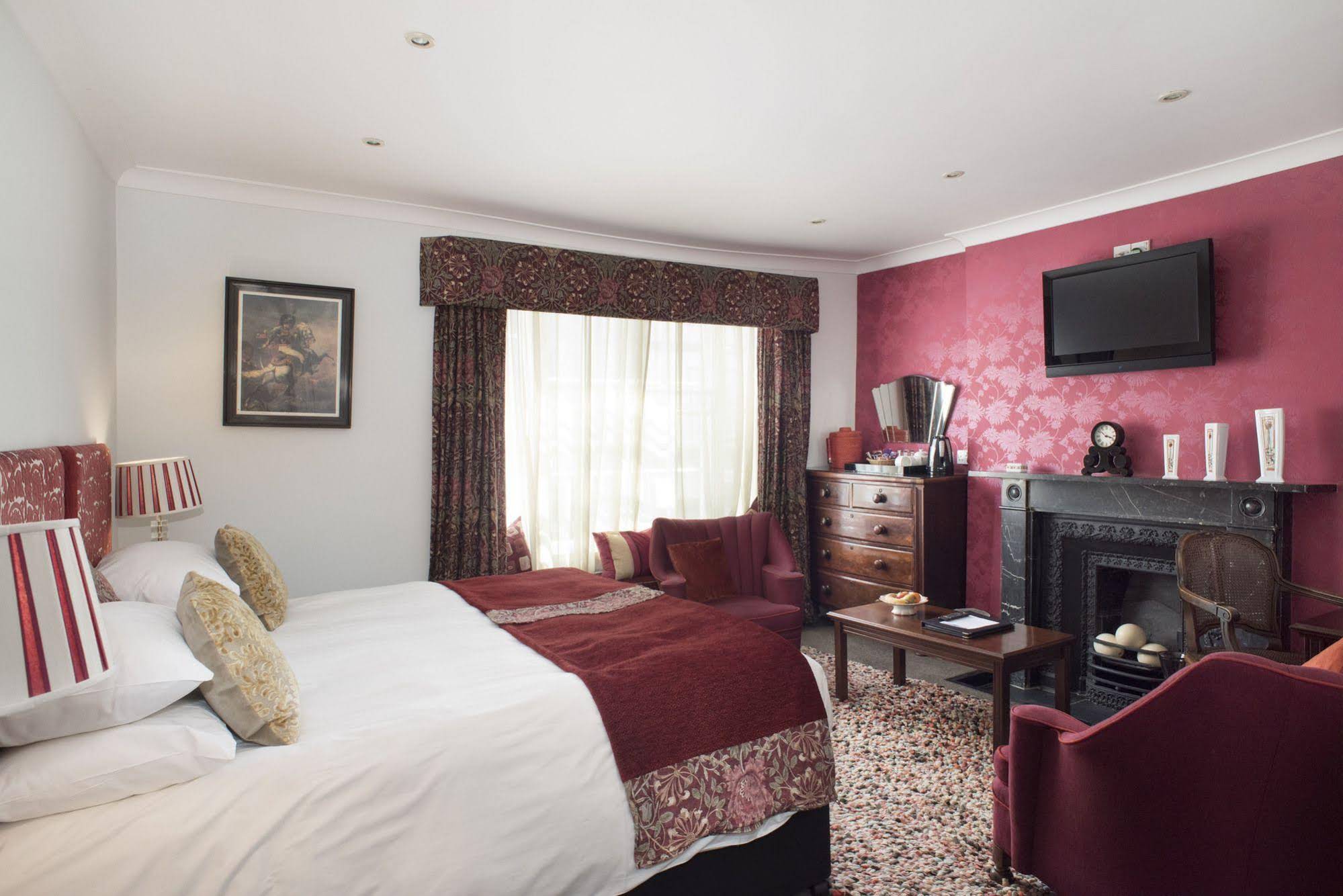 Royal Seven Stars Hotel