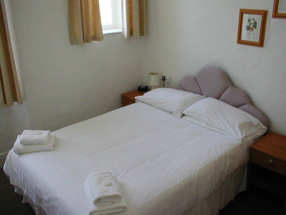 Daunceys Hotel