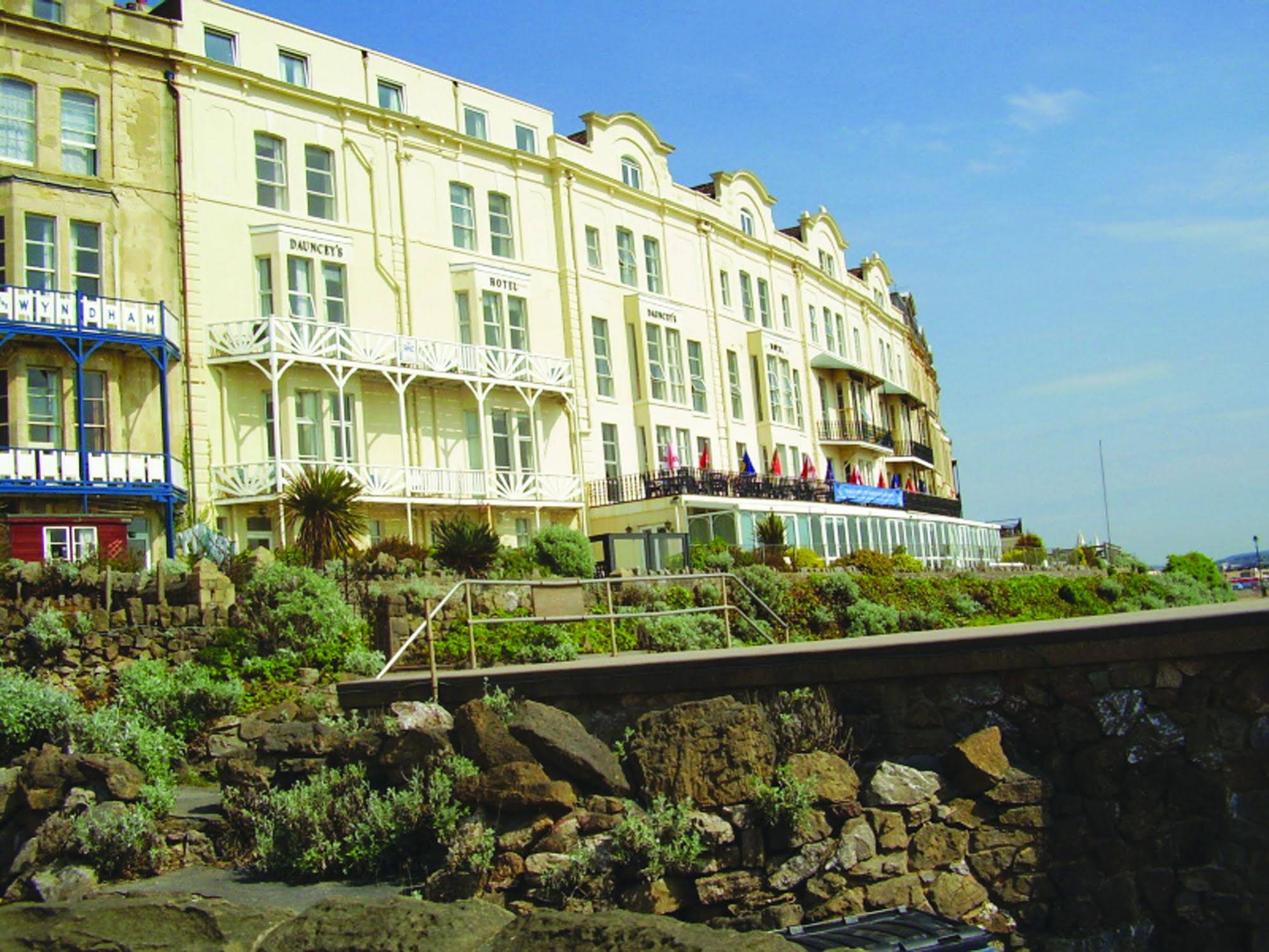 Daunceys Hotel