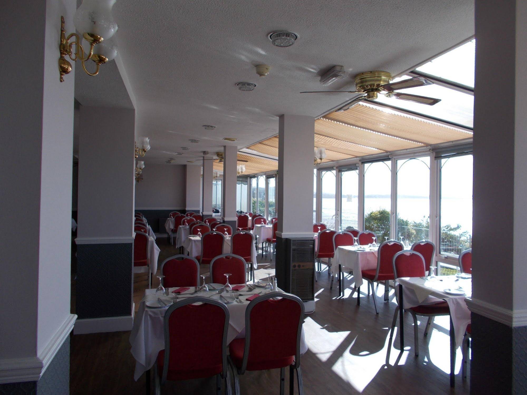 Daunceys Hotel