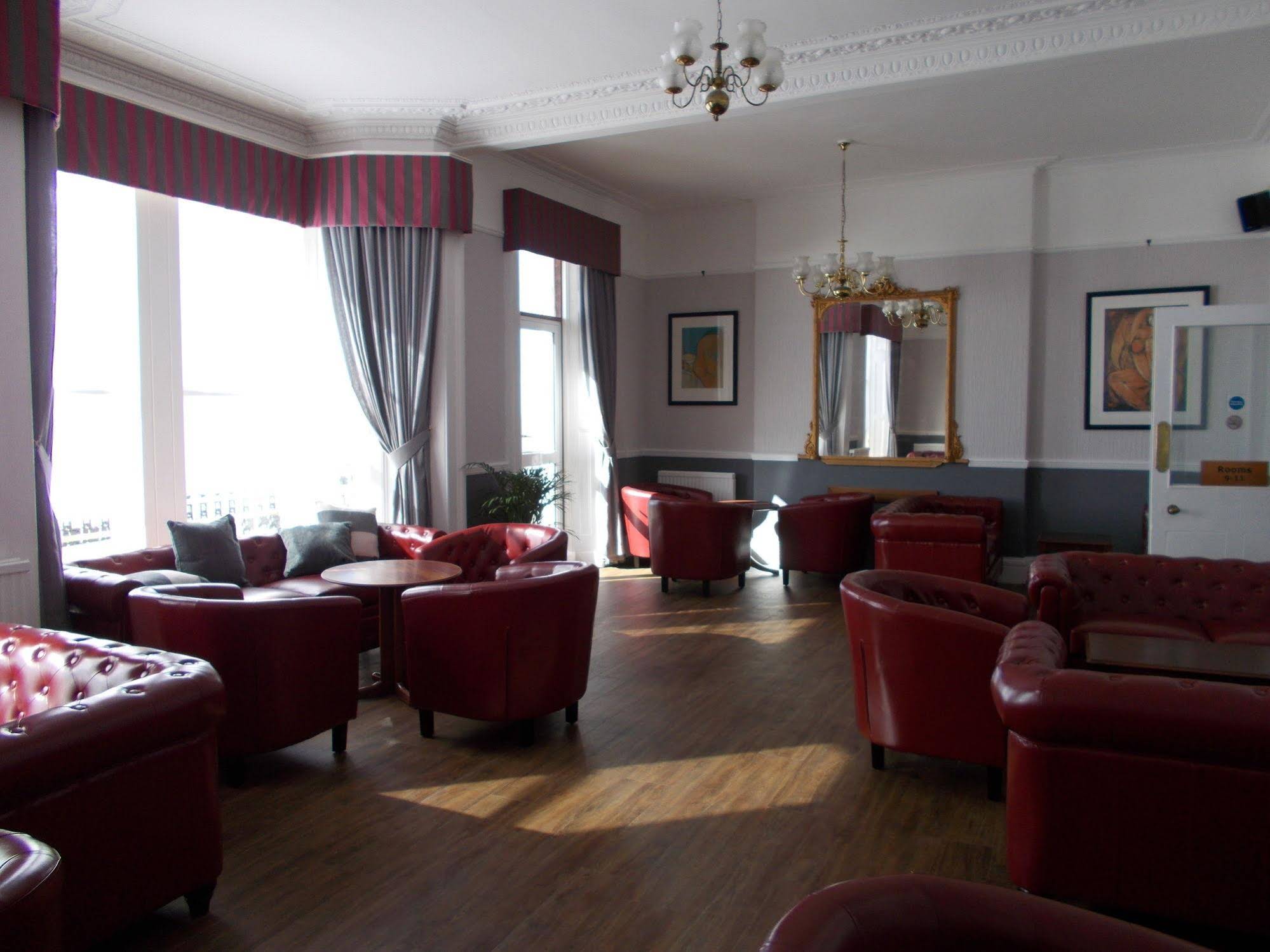 Daunceys Hotel