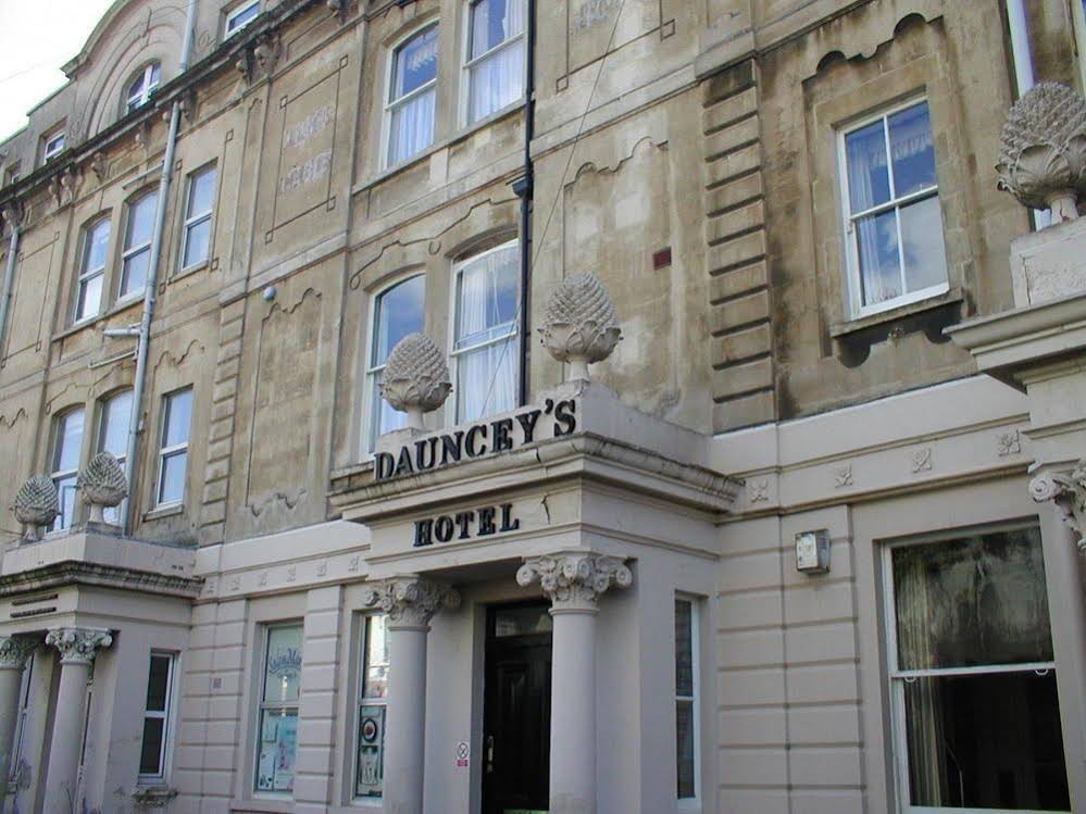 Daunceys Hotel