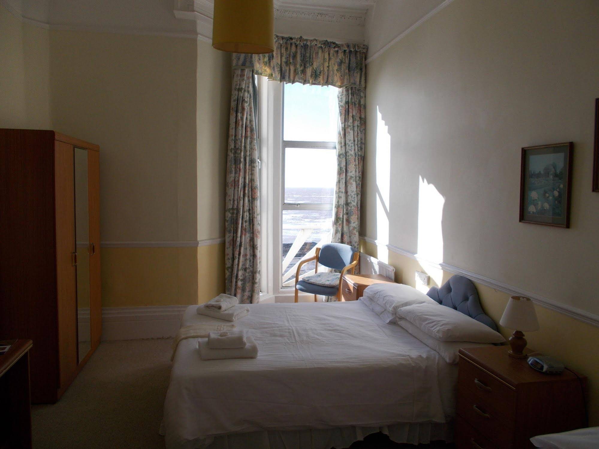 Daunceys Hotel
