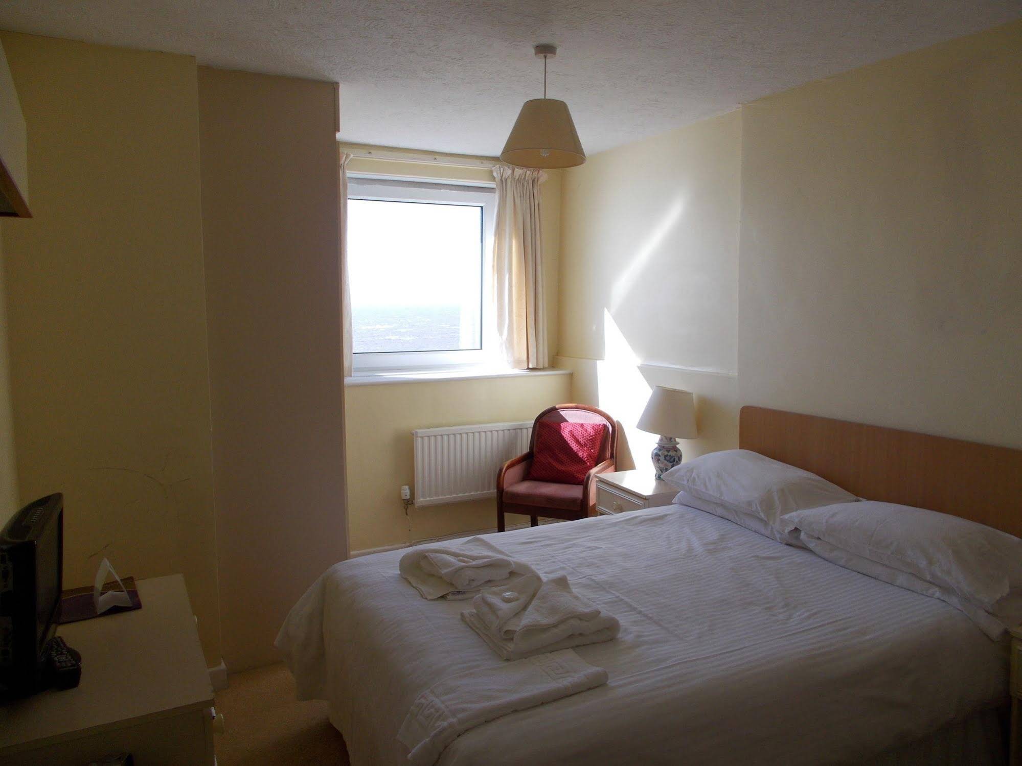 Daunceys Hotel