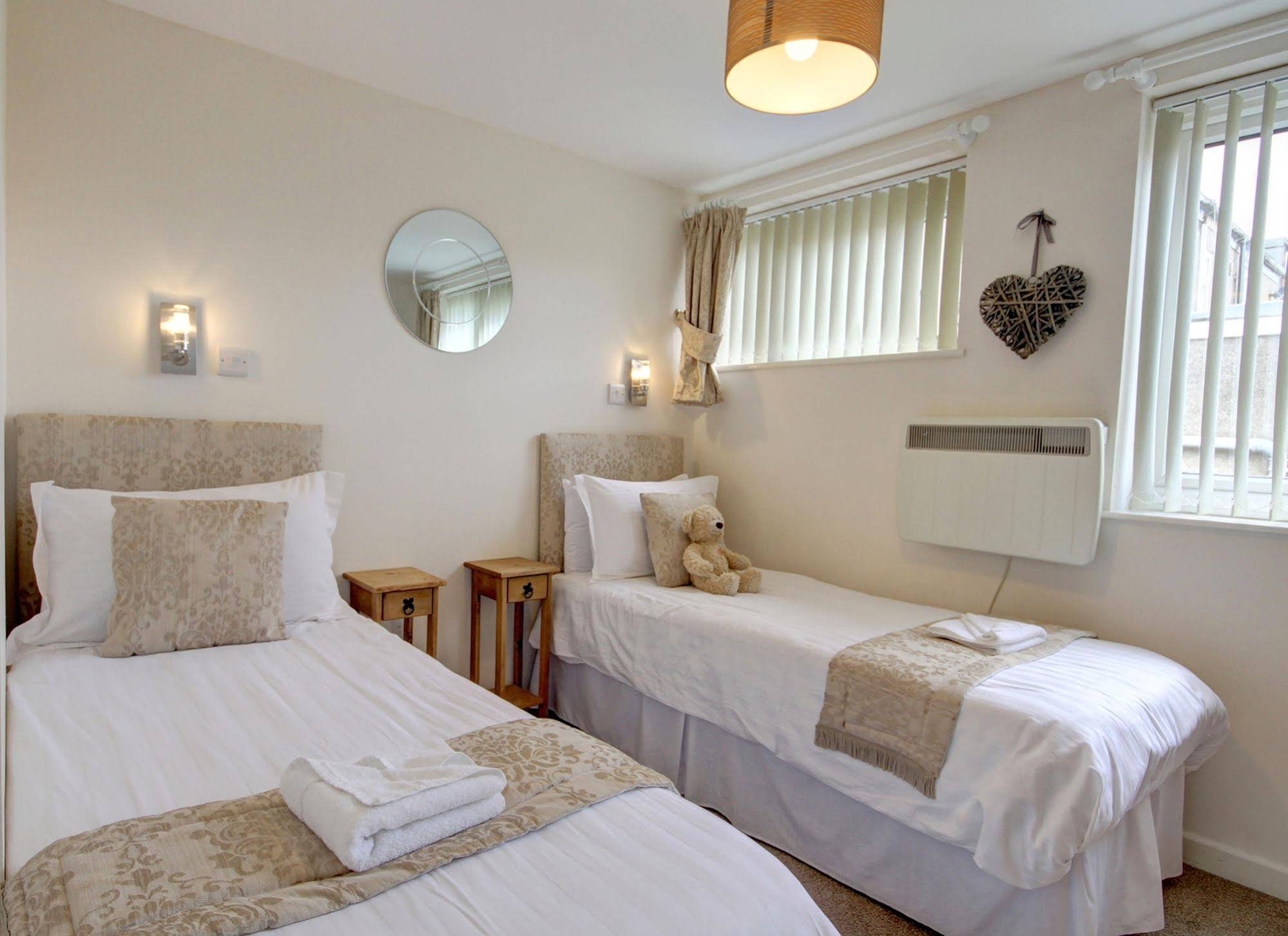 Kensington Court Holiday Apartments