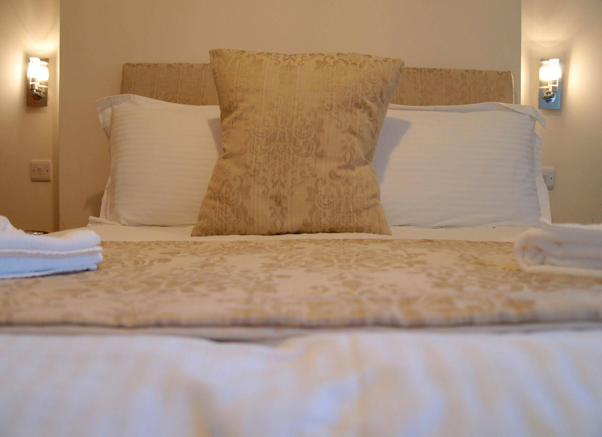 Kensington Court Holiday Apartments
