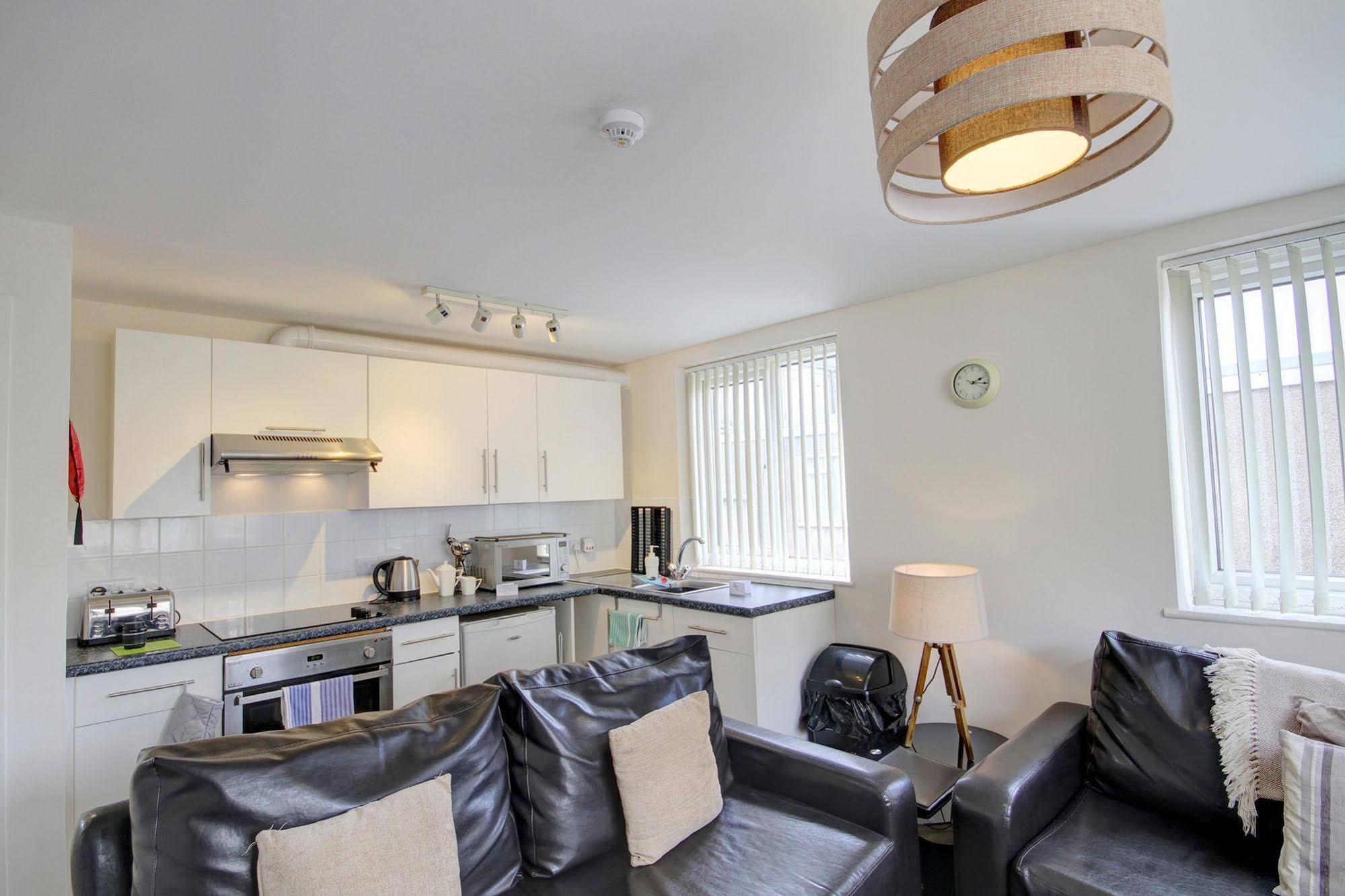 Kensington Court Holiday Apartments