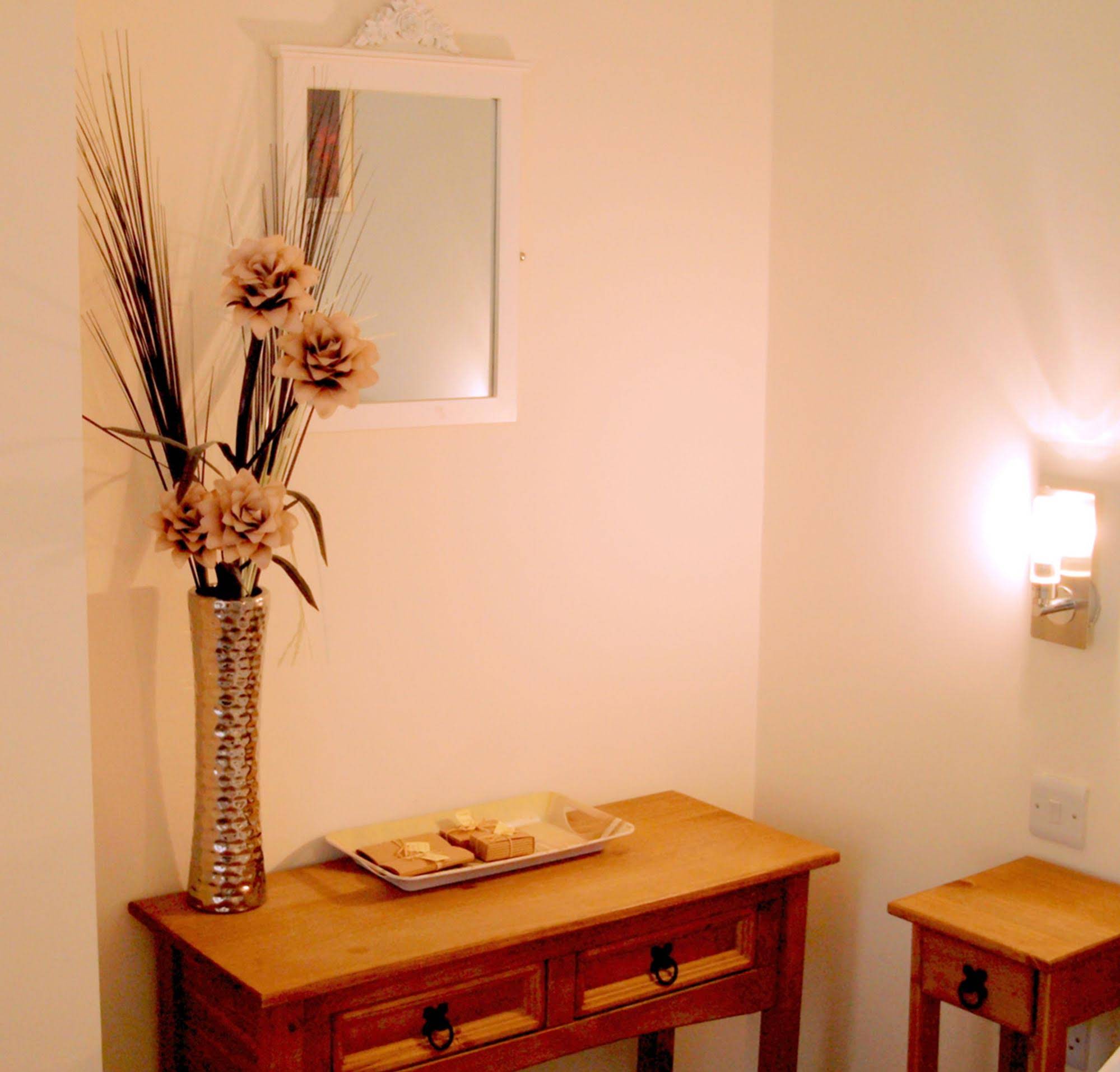 Kensington Court Holiday Apartments