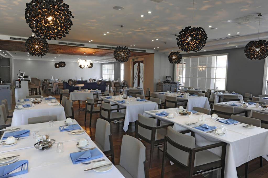 Riviera Hotel