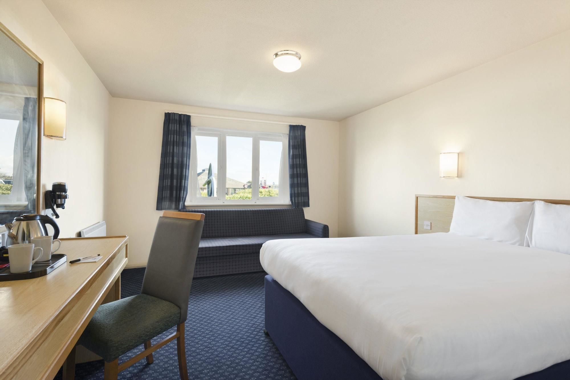Days Inn by Wyndham Sutton Scotney North