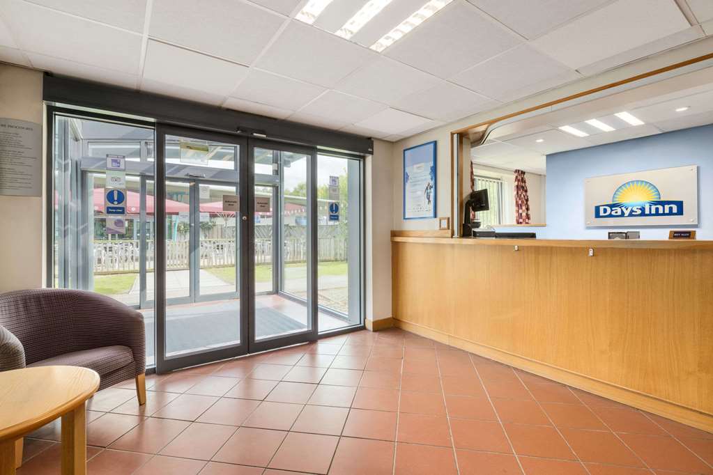Days Inn by Wyndham Winchester M3