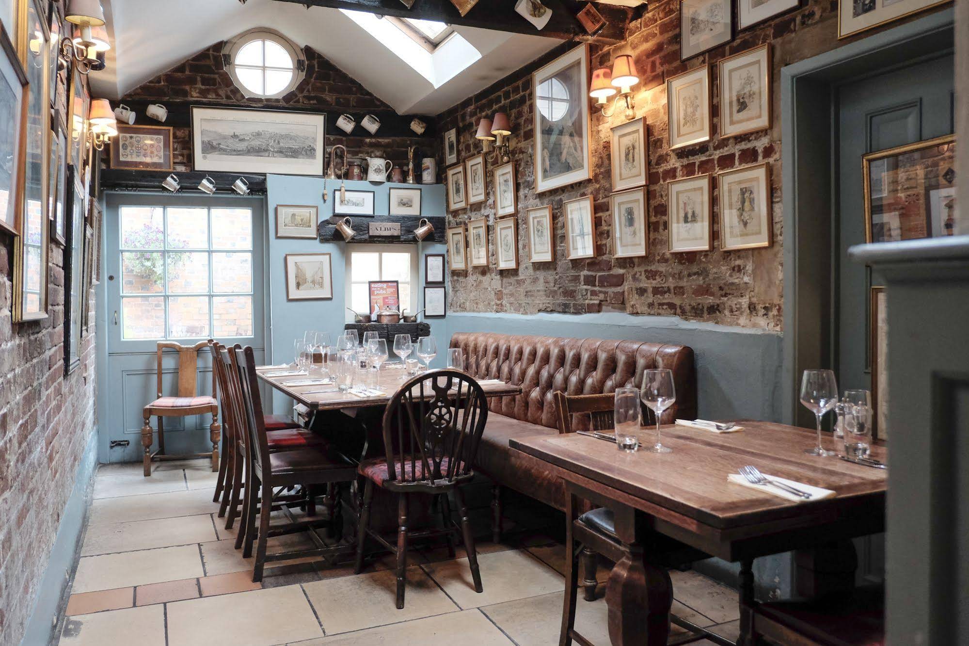 The Wykeham Arms