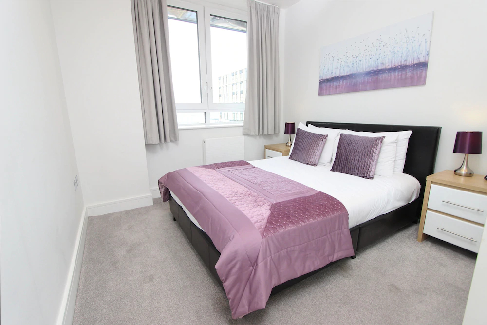Ringside Apartments