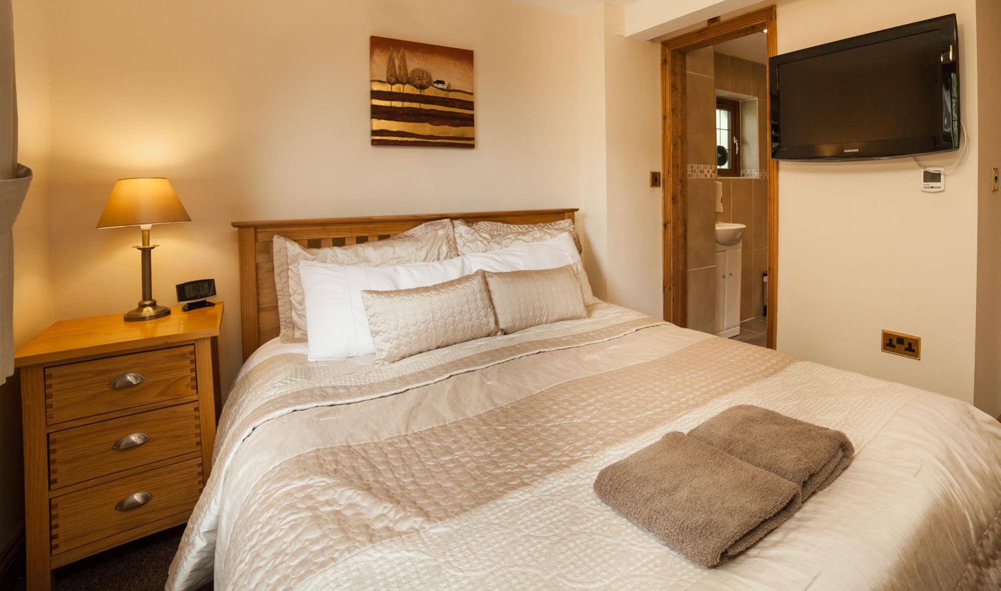 Acorns Guest House