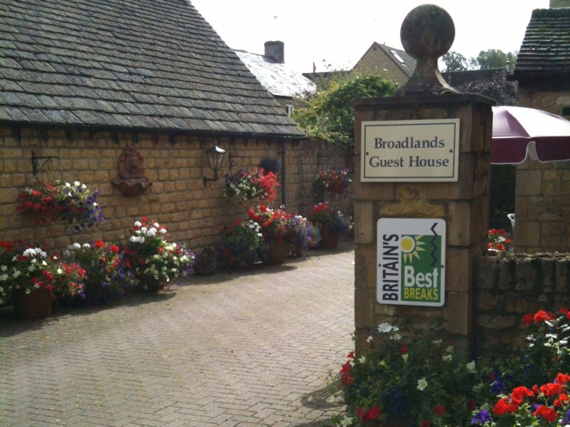 Broadlands Guest House