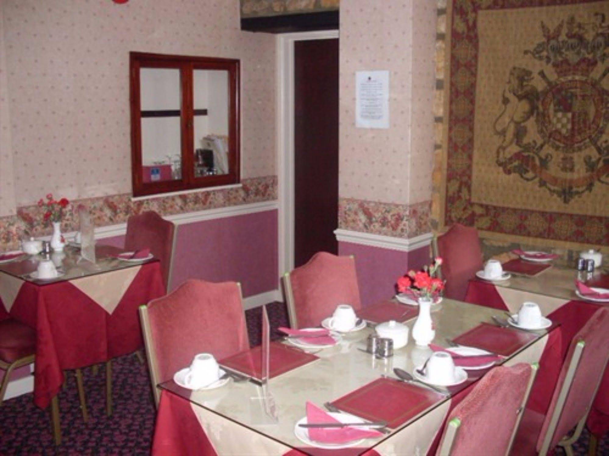 Broadlands Guest House